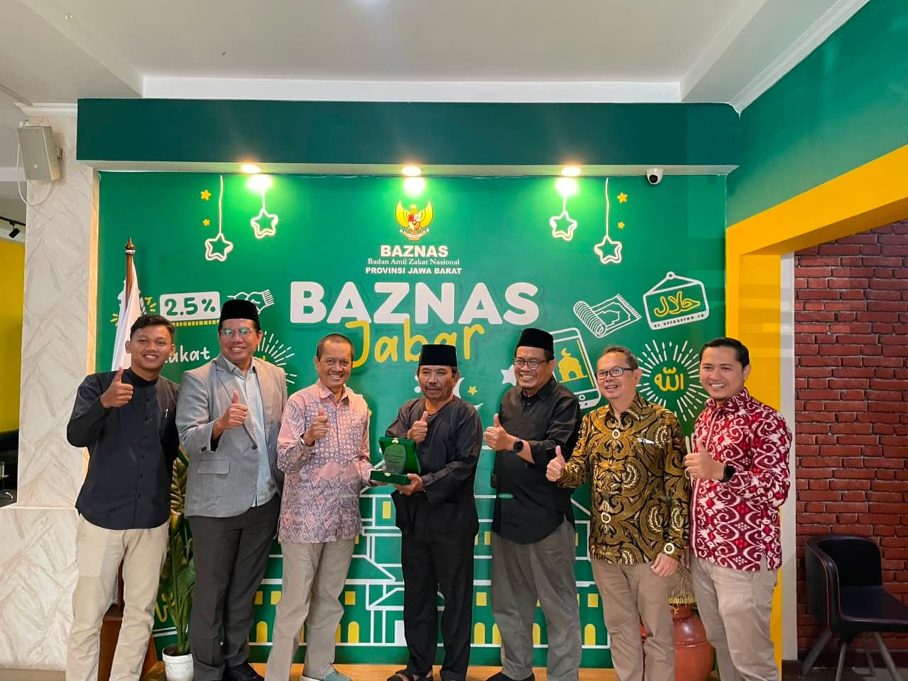 PW MES Jabar Perkuat Sinergi dengan BAZNAS Provinsi Jawa Barat untuk Pengembangan Ekonomi Syariah dan Pemberdayaan Umat